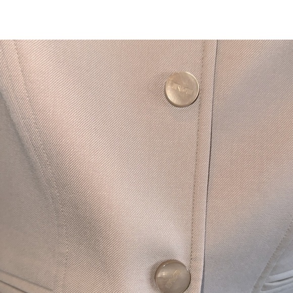 100% Authentic MUGLER, Made In France, Oat Blazer Size 46
$295/$1020 - Picture 7 of 7